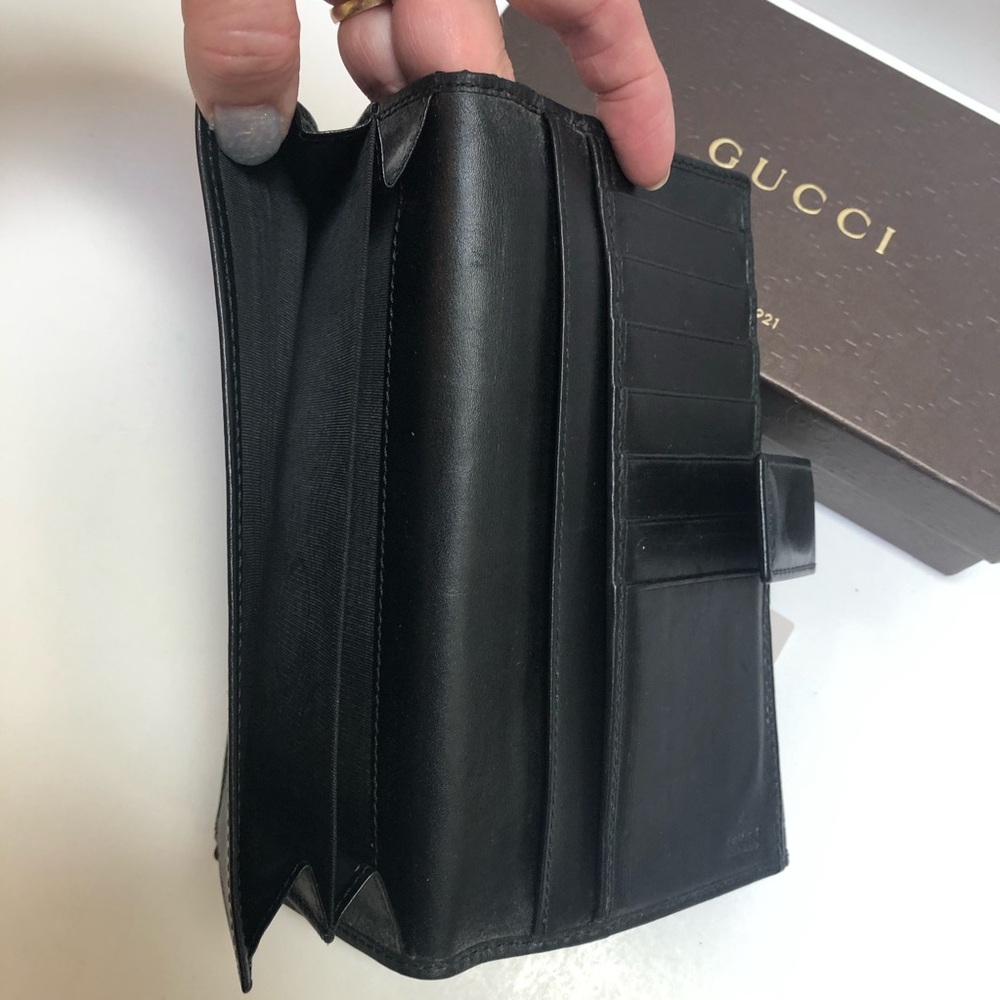 Gucci AUTHENTIC Black Leather Long Wallet EUC - Picture 16 of 16